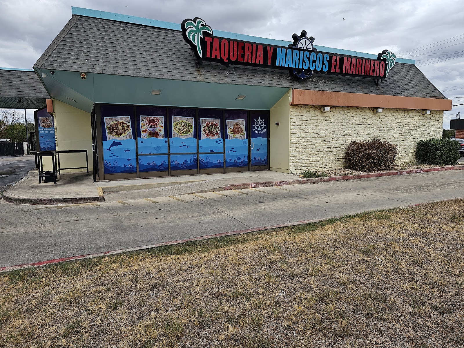 Taqueria Y Mariscos El Marinero photo 1